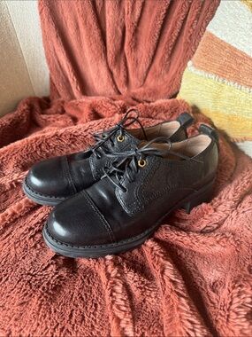 Cole Haan Black Leather Women’s Camea Block Heel
